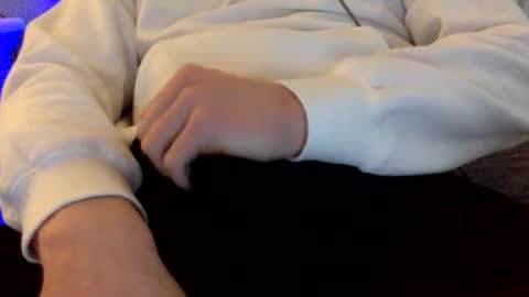 HIM online show from March 20, 4:44 pm