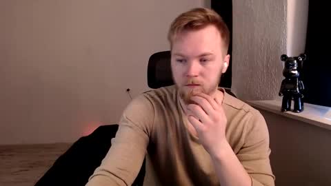 StanLust online show from February 25, 8:21 pm