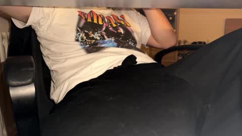 stang_ online show from November 23, 2:50 pm