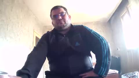 Snapshot of stefan90pt chatting on September 30, 10:52 am Stefan online show from September 30, 10:52 am
