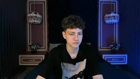 Esrefan online show from May 8, 7:58 pm
