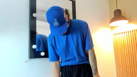 steiner_01 online show from October 27, 4:04 am