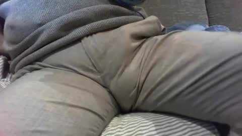 Snapshot of stemee chatting on February 19, 8:31 pm marriedsecretcrotchwatcher online show from February 19, 8:31 pm