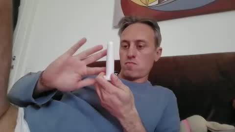 sten015 online show from April 7, 12:27 pm