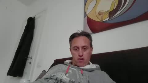 sten015 online show from March 31, 12:29 pm