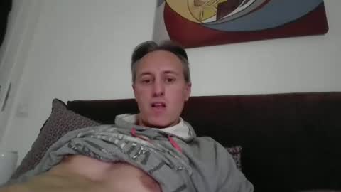 sten015 online show from March 26, 2:21 pm