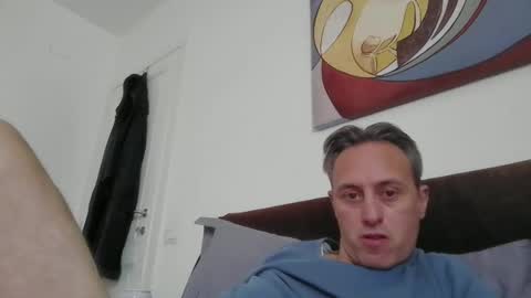 sten015 online show from April 9, 12:11 pm