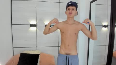 Stephane Rouss online show from February 3, 8:36 pm