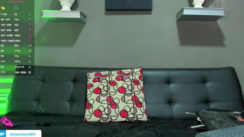 Snapshot of stephenbrown_ chatting on October 2, 3:21 am ................ online show from October 2, 3:21 am