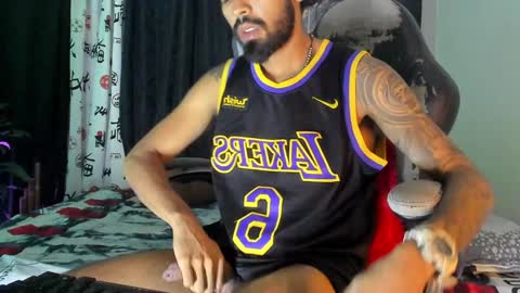 Snapshot of stephenbrown_ chatting on December 14, 2:34 am ................ online show from December 14, 2:34 am