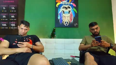    ................     online show from November 15, 10:34 pm