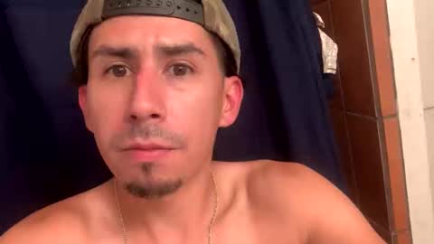 stepson0690 online show from October 7, 7:34 am