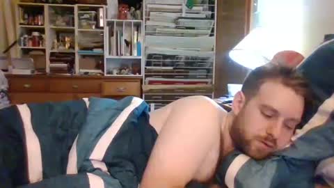 Snapshot of sterben13v chatting on September 28, 3:37 am Ian23602 online show from September 28, 3:37 am