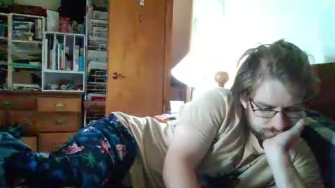Snapshot of sterben13v chatting on September 23, 11:53 am Ian23602 online show from September 23, 11:53 am