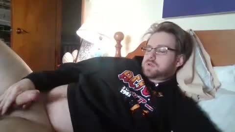 Ian23602 online show from March 31, 5:25 pm