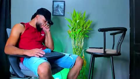 Steve  online show from July 30, 10:47 am