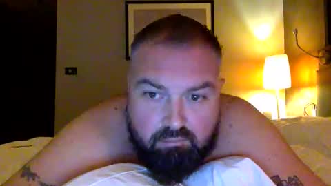 steve__1980 online show from December 17, 1:18 pm