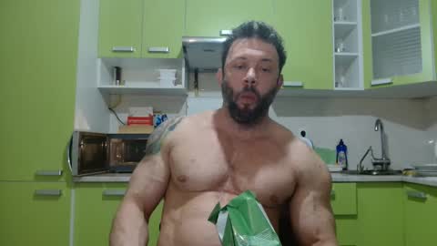 Steve Oakenshield son of John son of Vasyl online show from December 15, 9:23 pm