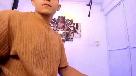 STIVEN online show from March 2, 10:58 am