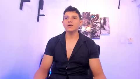 STIVEN online show from February 8, 7:05 pm