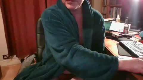 Snapshot of stevejm3740 chatting on December 22, 1:34 am stevejm3740 online show from December 22, 1:34 am