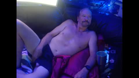 TheCapt. online show from April 5, 12:30 am