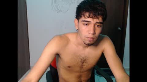 steven_126 online show from November 2, 9:30 pm
