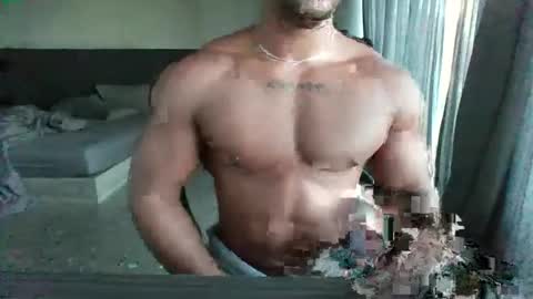 stevenbr359 online show from November 10, 11:42 pm