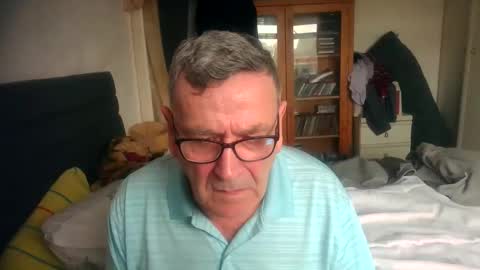 slave for computer control online show from February 13, 11:59 am