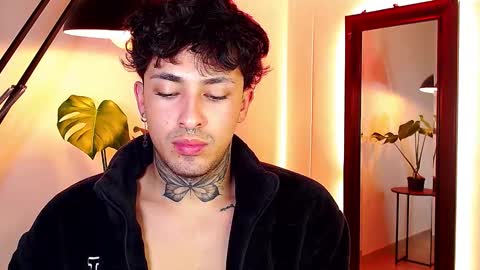 Daniel Steven Navarro online show from March 27, 4:16 am