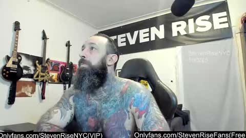 Snapshot of stevenrisenyc chatting on October 3, 11:43 pm StevenRiseNYC online show from October 3, 11:43 pm