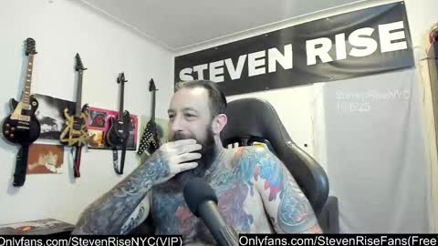 Snapshot of stevenrisenyc chatting on October 7, 11:25 am StevenRiseNYC online show from October 7, 11:25 am