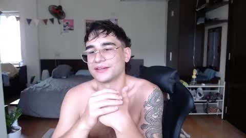 Alex   online show from May 16, 3:15 am