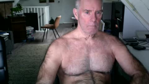 Snapshot of stevetwo chatting on January 16, 12:53 pm stevetwo online show from January 16, 12:53 pm