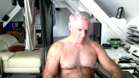 Snapshot of stevetwo chatting on September 22, 11:21 am stevetwo online show from September 22, 11:21 am
