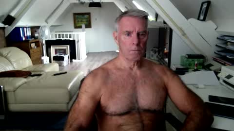 Snapshot of stevetwo chatting on September 16, 11:33 am stevetwo online show from September 16, 11:33 am