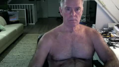 Snapshot of stevetwo chatting on February 17, 10:36 pm stevetwo online show from February 17, 10:36 pm