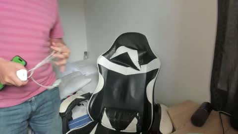 stevexx20 online show from February 25, 9:05 pm