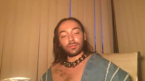 Snapshot of stevey_94 chatting on September 16, 11:27 pm gay tease online show from September 16, 11:27 pm