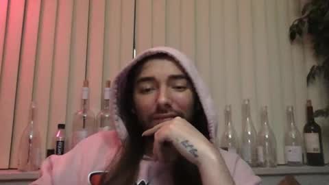 Snapshot of stevey_94 chatting on December 5, 1:47 am gay tease online show from December 5, 1:47 am