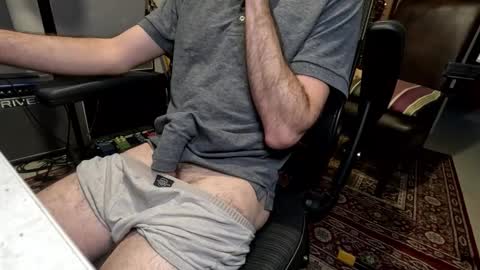 Snapshot of stevie_grey chatting on October 2, 1:04 pm stevie_grey online show from October 2, 1:04 pm