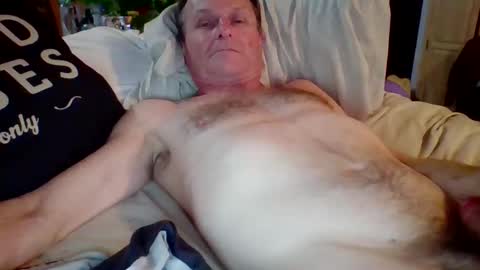Snapshot of steviehard7 chatting on February 11, 5:05 am steviehard7 online show from February 11, 5:05 am