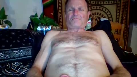 Snapshot of steviehard7 chatting on February 18, 9:32 am steviehard7 online show from February 18, 9:32 am
