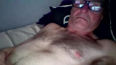 Snapshot of steviehard7 chatting on January 14, 6:34 am steviehard7 online show from January 14, 6:34 am