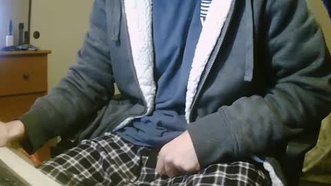 Snapshot of stevo69697 chatting on January 4, 2:56 pm Chillguy online show from January 4, 2:56 pm