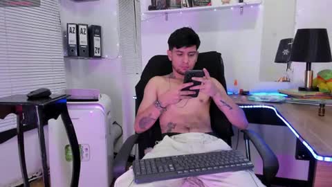 Manuel online show from June 10, 9:04 pm