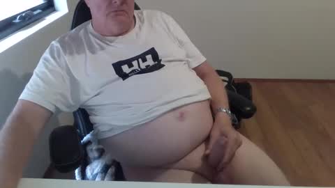 stiffyman55 online show from December 2, 2:14 am