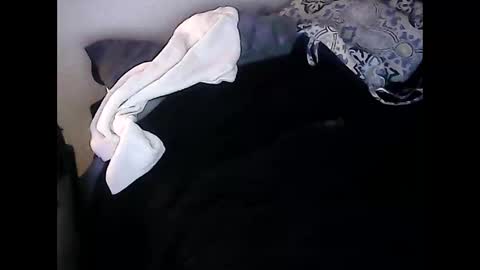 stillsdtanding online show from February 25, 9:42 am