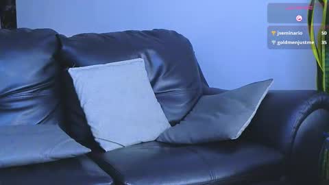 Snapshot of stiven_montiel chatting on October 6, 3:49 pm Stiven Montiel online show from October 6, 3:49 pm