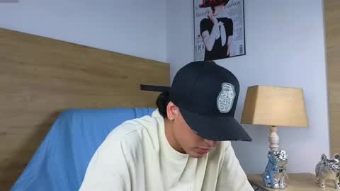 Stiven Bennet online show from October 20, 8:57 pm